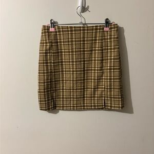 Love on a Hanger Plaid Tan Mini Skirt Size 9